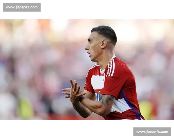 加的斯客场 0-0 格拉纳达 苏索打满全场难破僵局