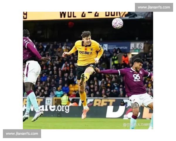 半场战报：弗莱明双响，穆内西补时绝平！狼队 2-2 伯恩利